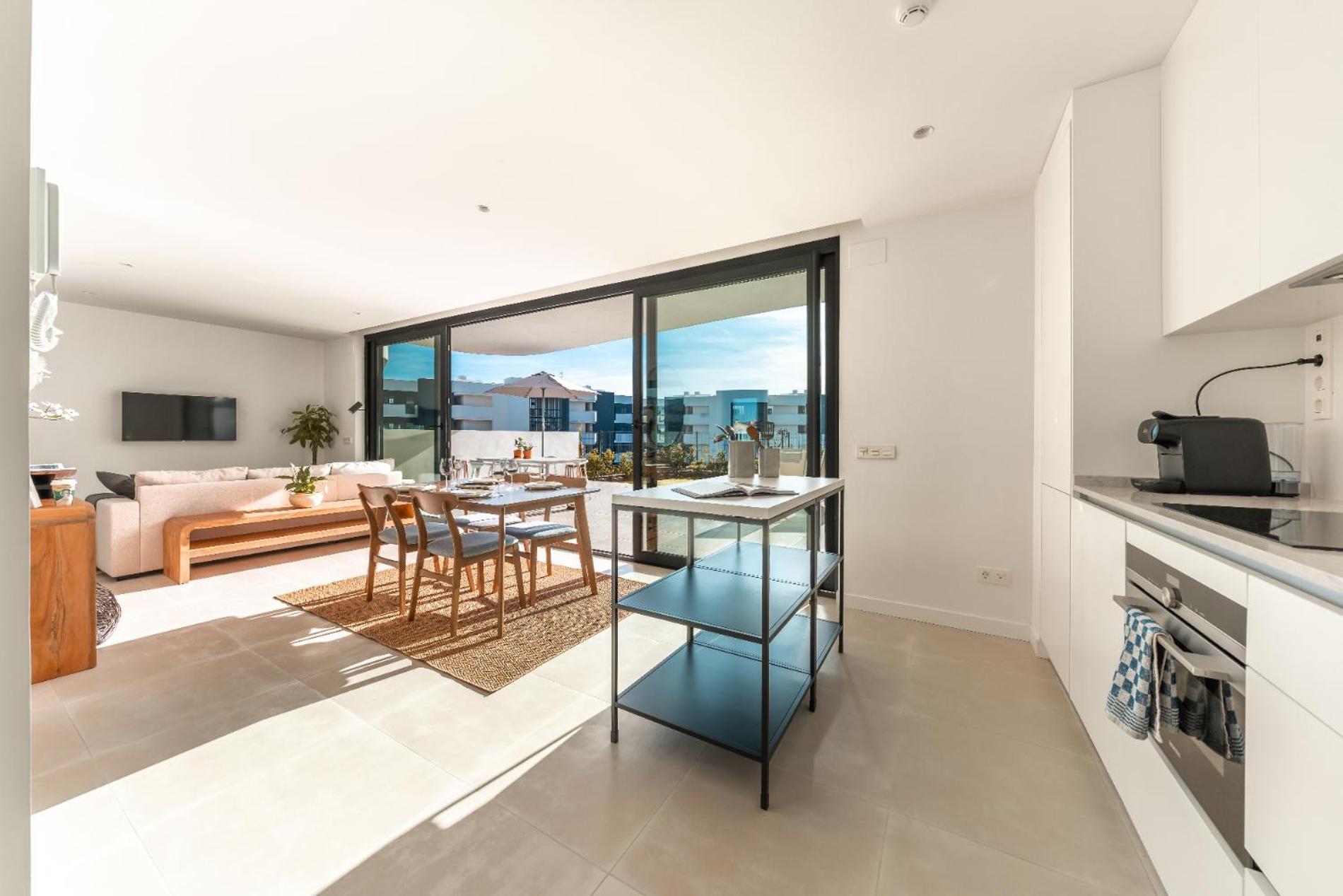 Higueron West Property Collection - The Poolside Garden By Hwpc Apartment Fuengirola